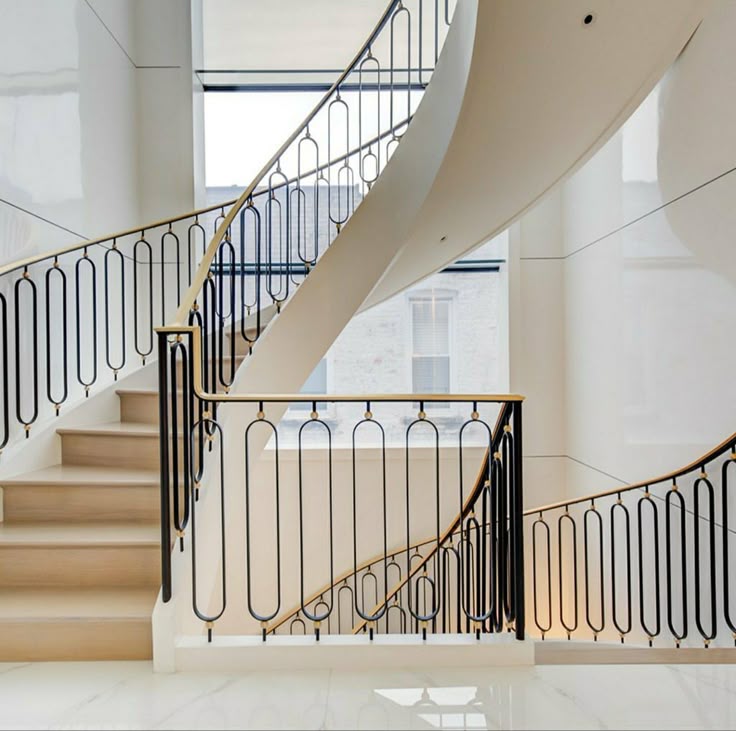 Ճաղաշարեր, ճաղավանդակներ, բազրիքներ